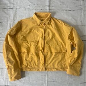 lululemon athletica Simply Effortless Jacket Wheat Yellow Cropped size 12